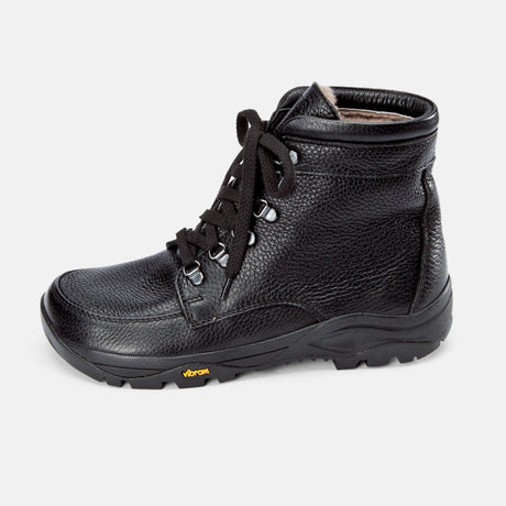 BAER OMN6 gallery 1127181_Lammfellstiefel_s.jpg