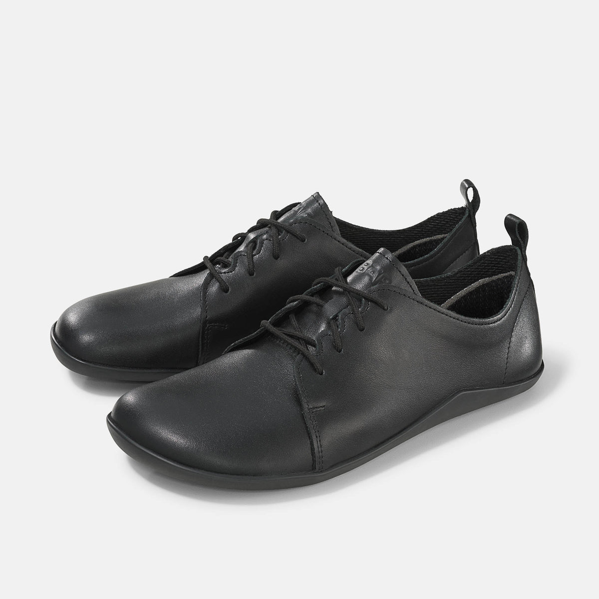 BAER OMN6 main 2787181_Joyce-in-schwarz_p.jpg