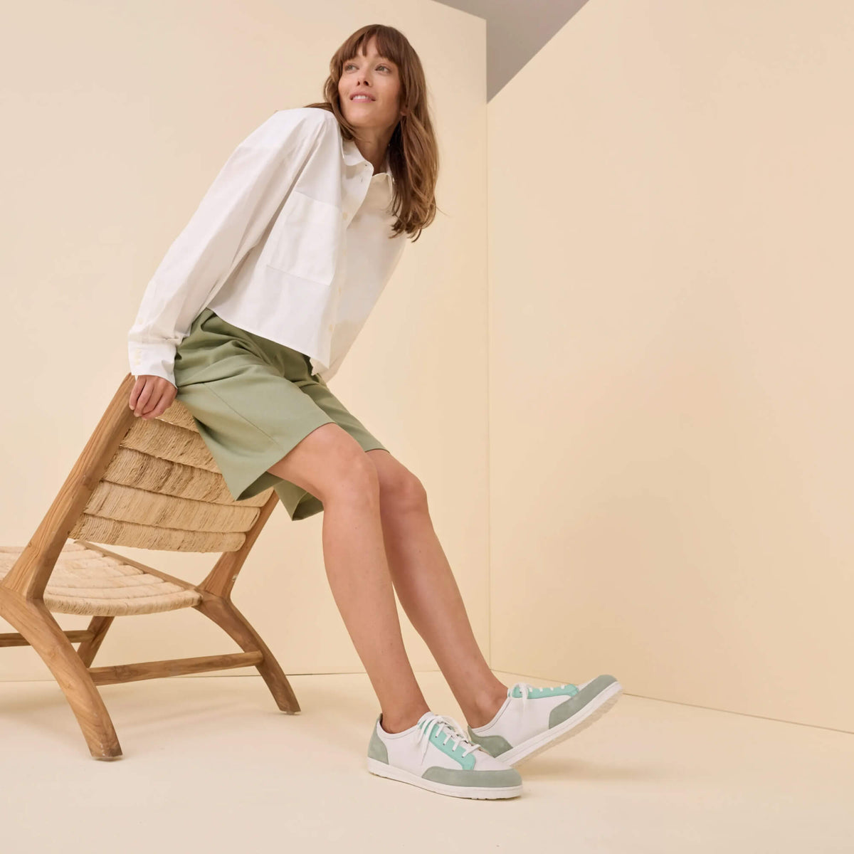 BAER OMN6 gallery 2799307_damen-schnuerschuh-emma20-in-weiß-flieder_l - Kopie.jpg