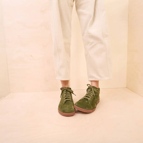 BAER OMN6 gallery 3060594_damen-schnuerschuh-anne-in-berry_l.jpg