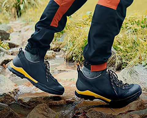 BÄR Schuhe Herrenschuhe Wanderschuhe Bergkomfort Wanderschuh schwarz/orange terracare® Rindnubuk wasserabweisend Hauptbild